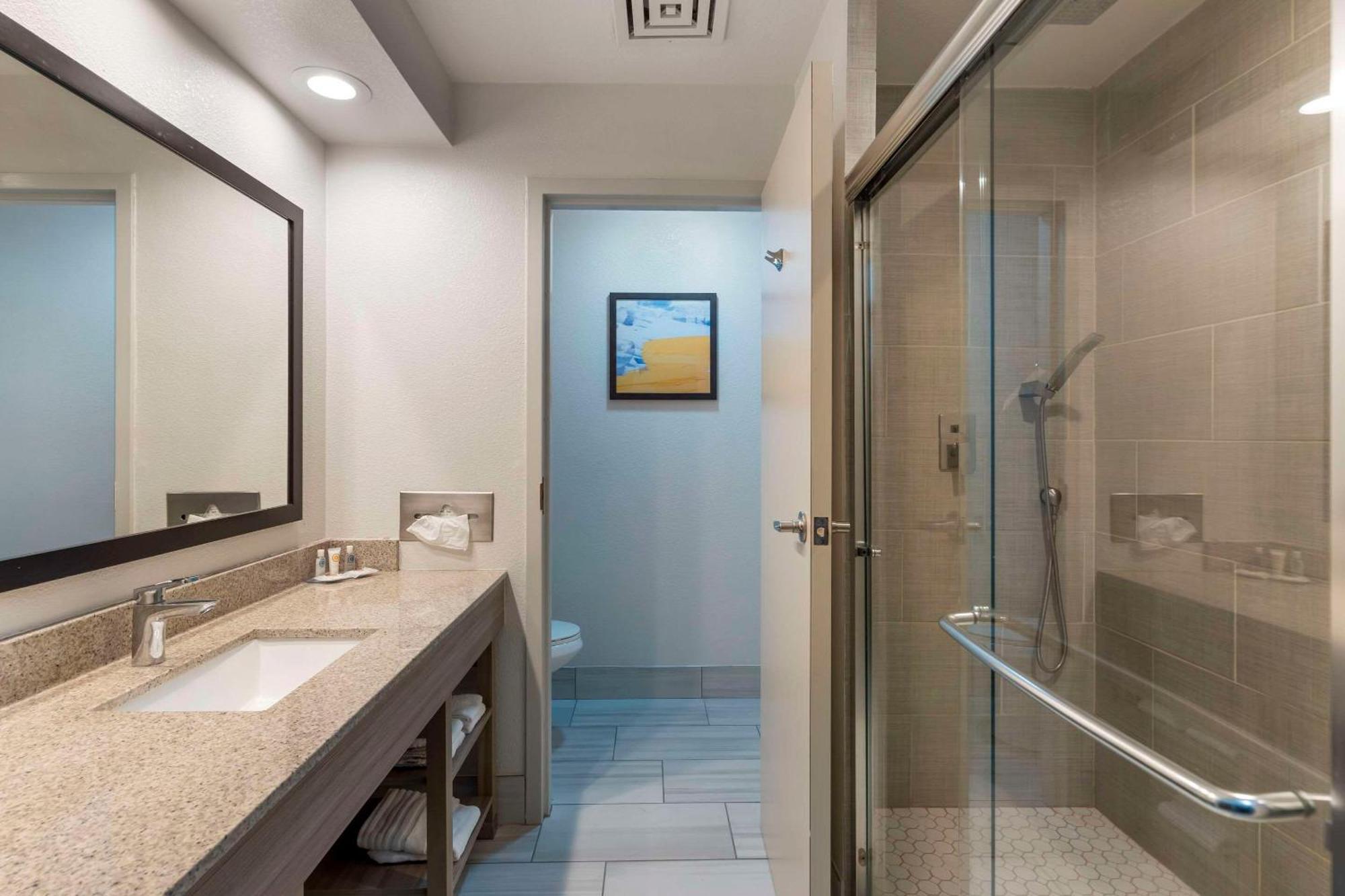 Baymont by Wyndham Mundelein Libertyville Area Exterior foto