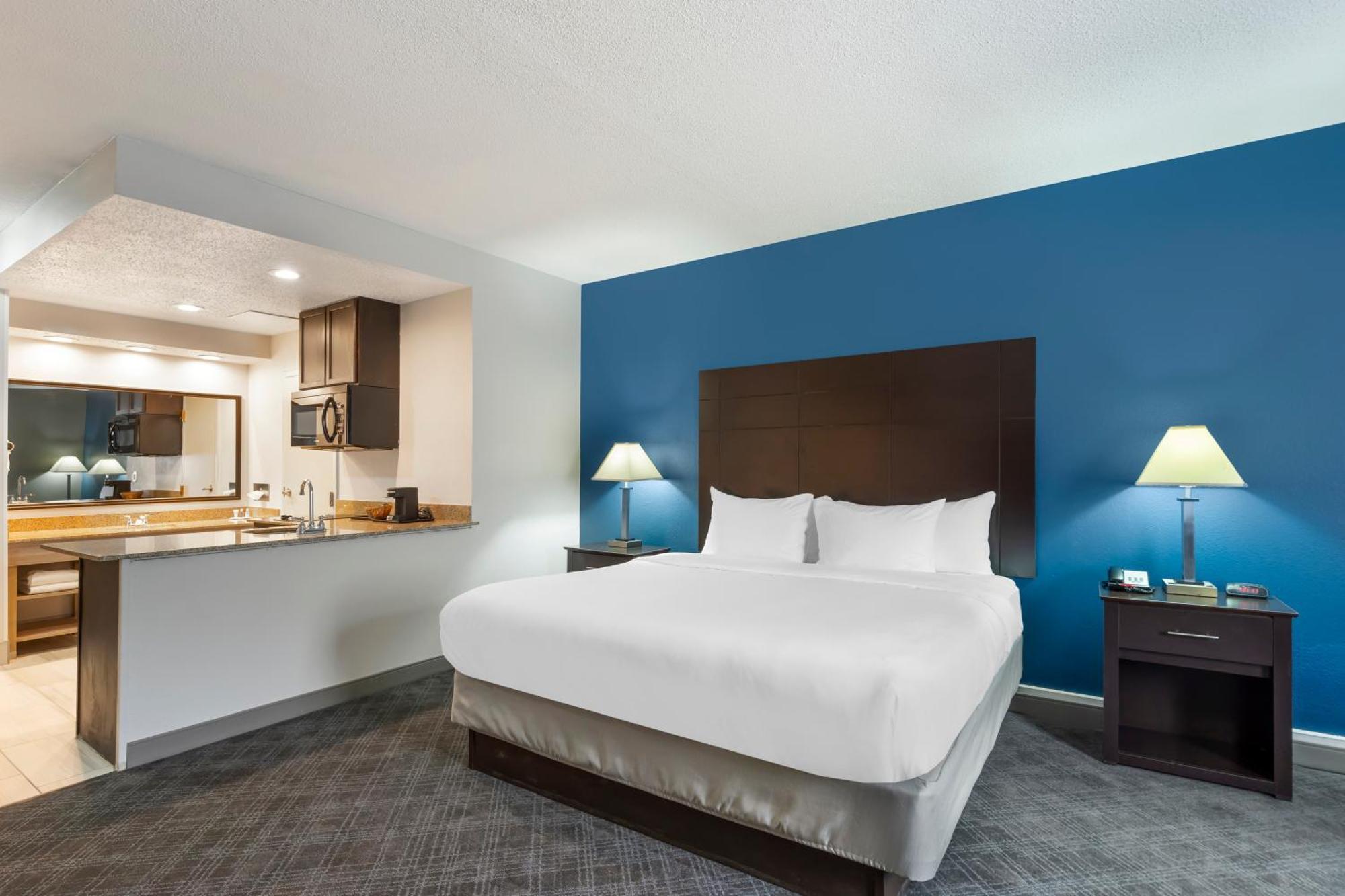Baymont by Wyndham Mundelein Libertyville Area Exterior foto